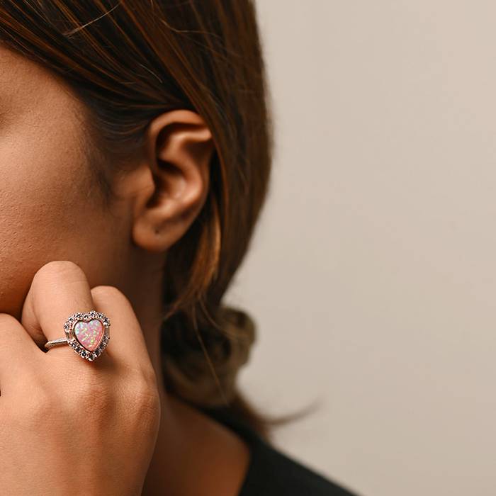 Heart Blush Silver Ring : LR431