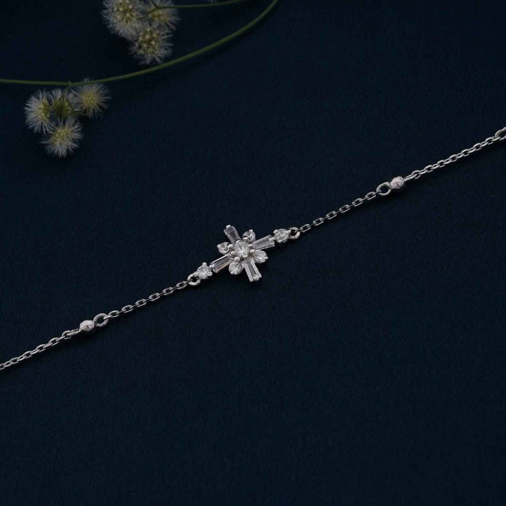 Silver Daisy Flower Anklet : ZLA-1028