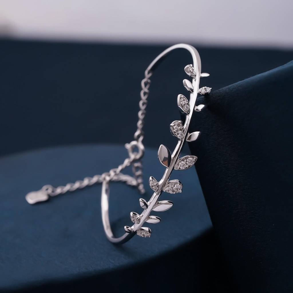 Silver Leafy Cuff Bangle Bracelet : ZLBR-1038