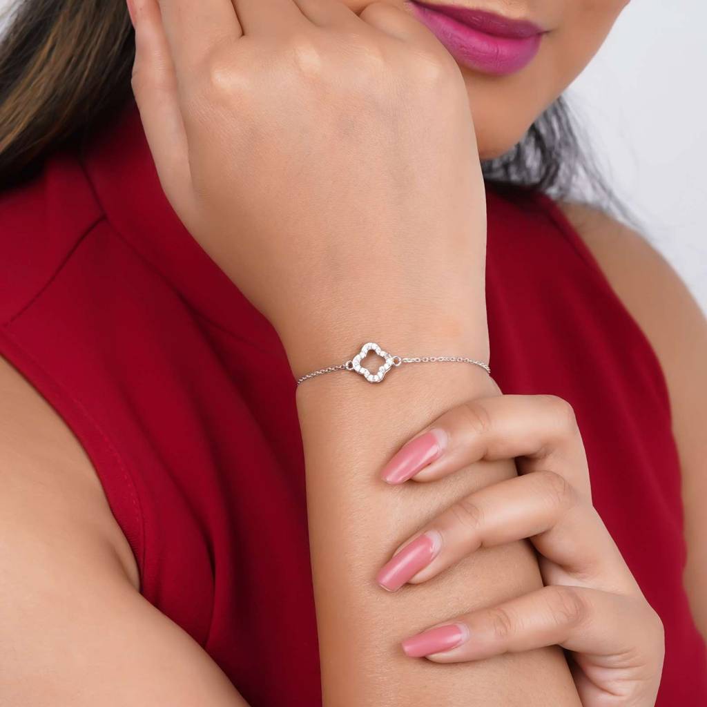 Silver Dainty Clover Chain Bracelet : ZLBR-1045