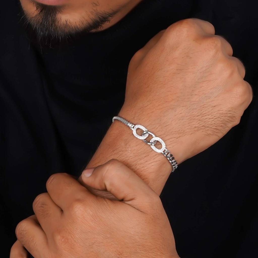 Silver Interlocking Bracelet For Men'S : ZLBR-1052