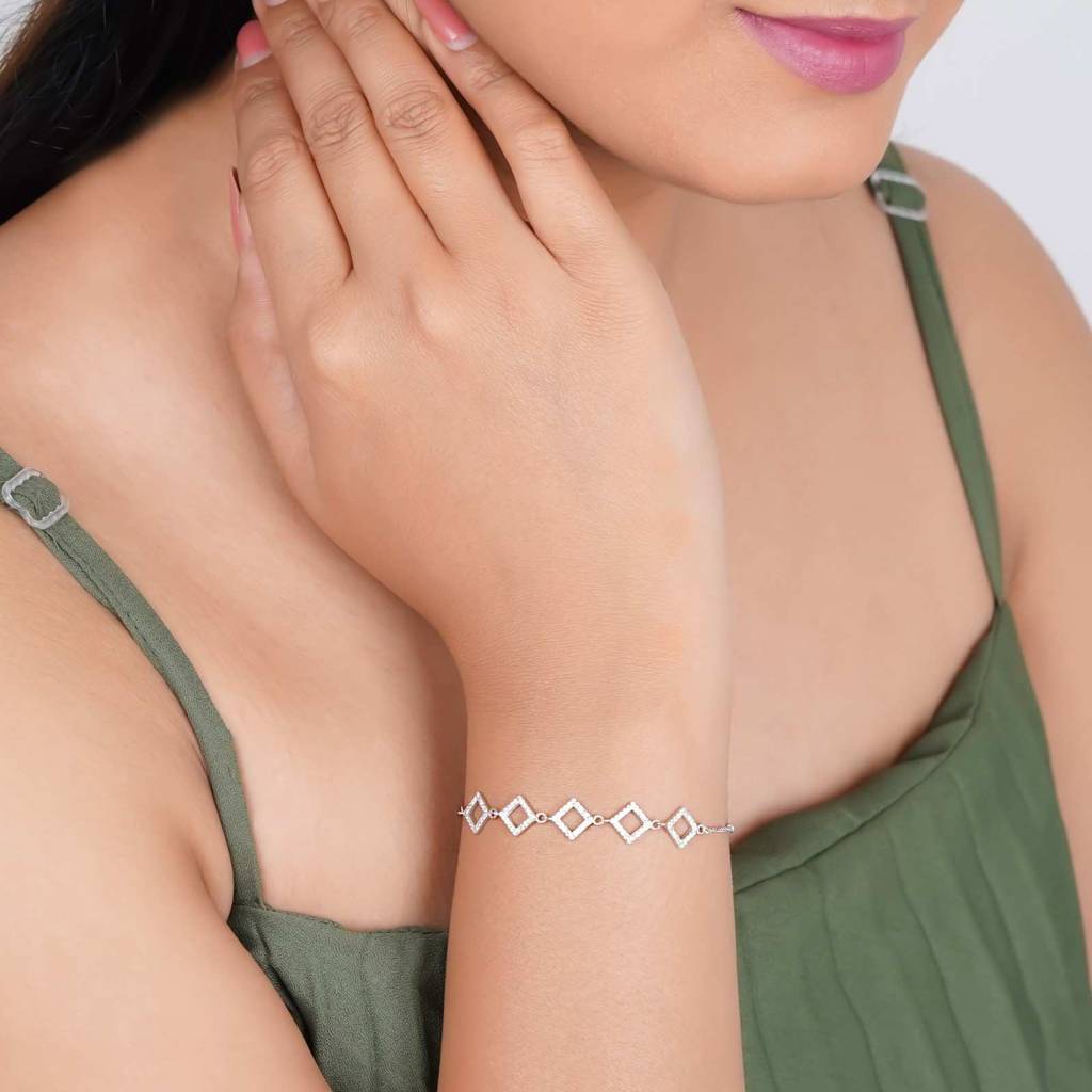 Silver Square Crush Bracelet : ZLBR-1066