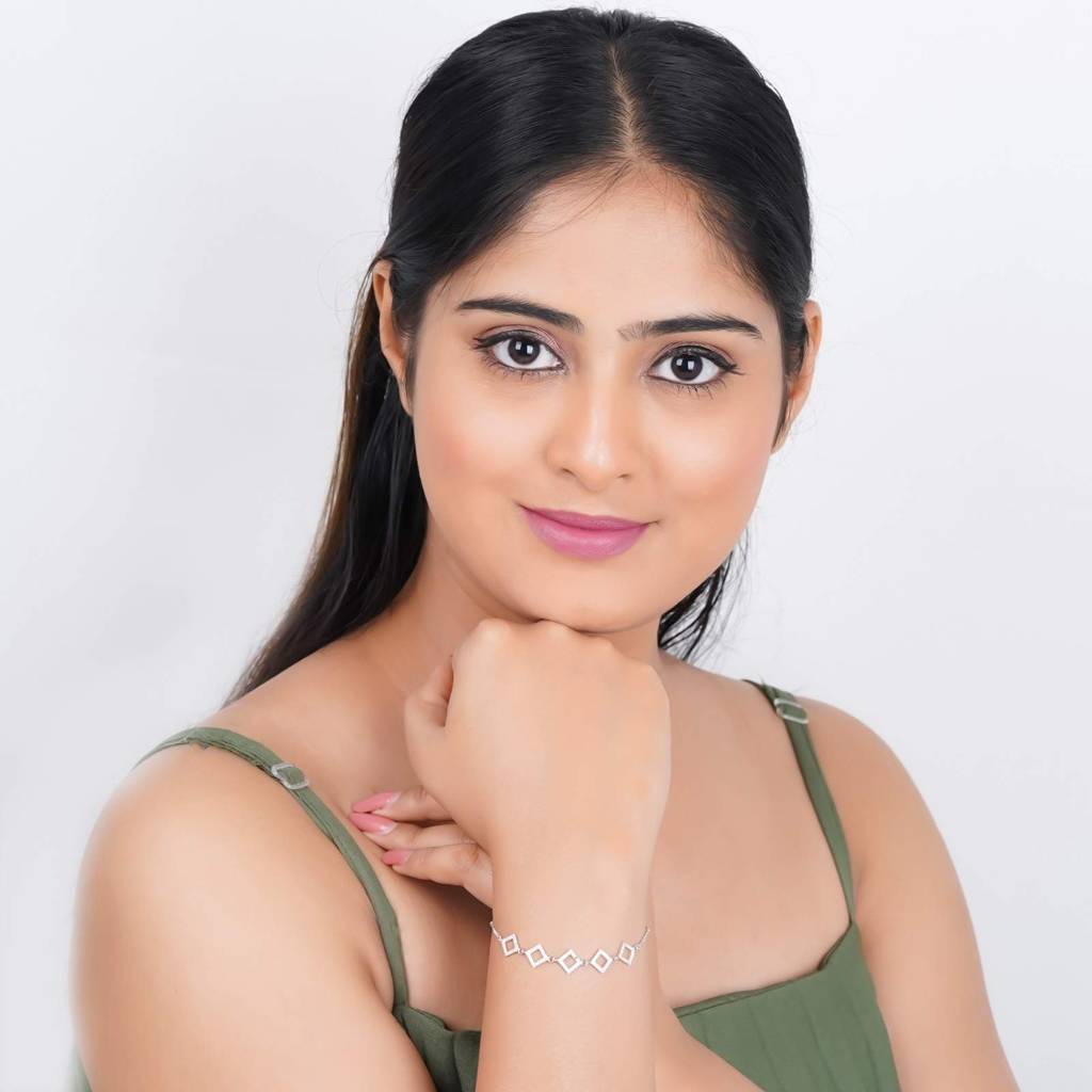 Silver Square Crush Bracelet : ZLBR-1066