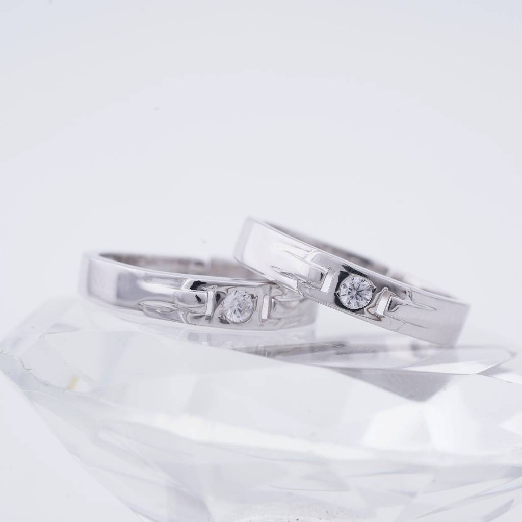 Silver Minimal Solitaire Couple Bands : ZLCPLR-1008