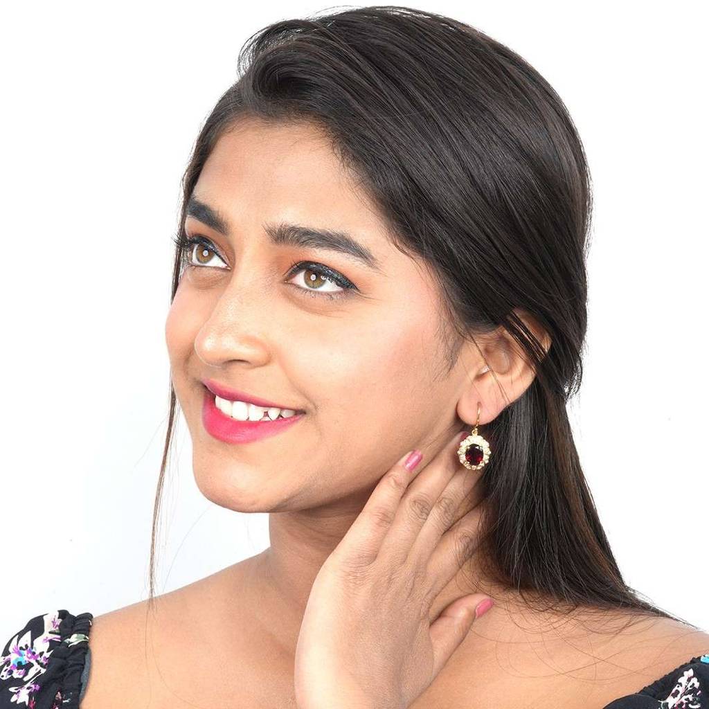 Golden Red Garnet Vintage Women'S Earrings : ZLE-1003
