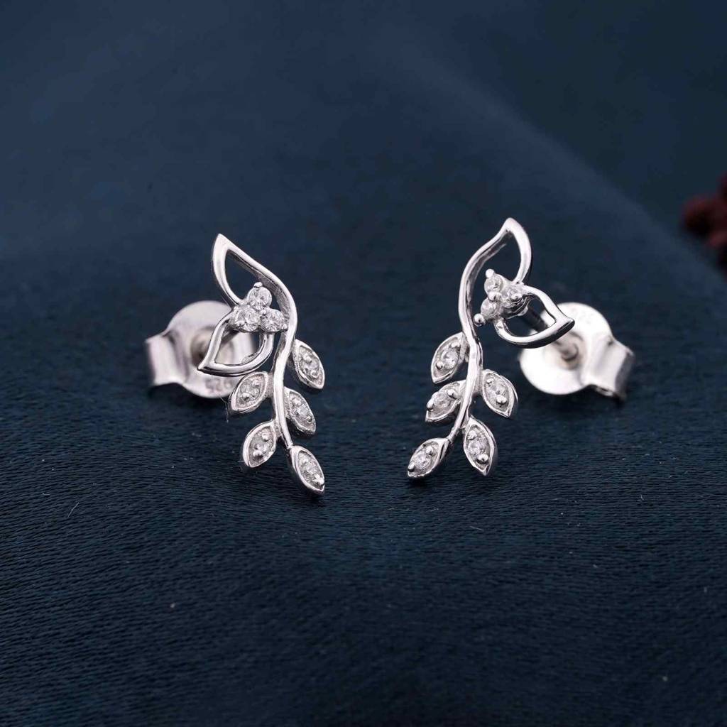 Silver Lush Leaf Stud Earrings : ZLE-1015