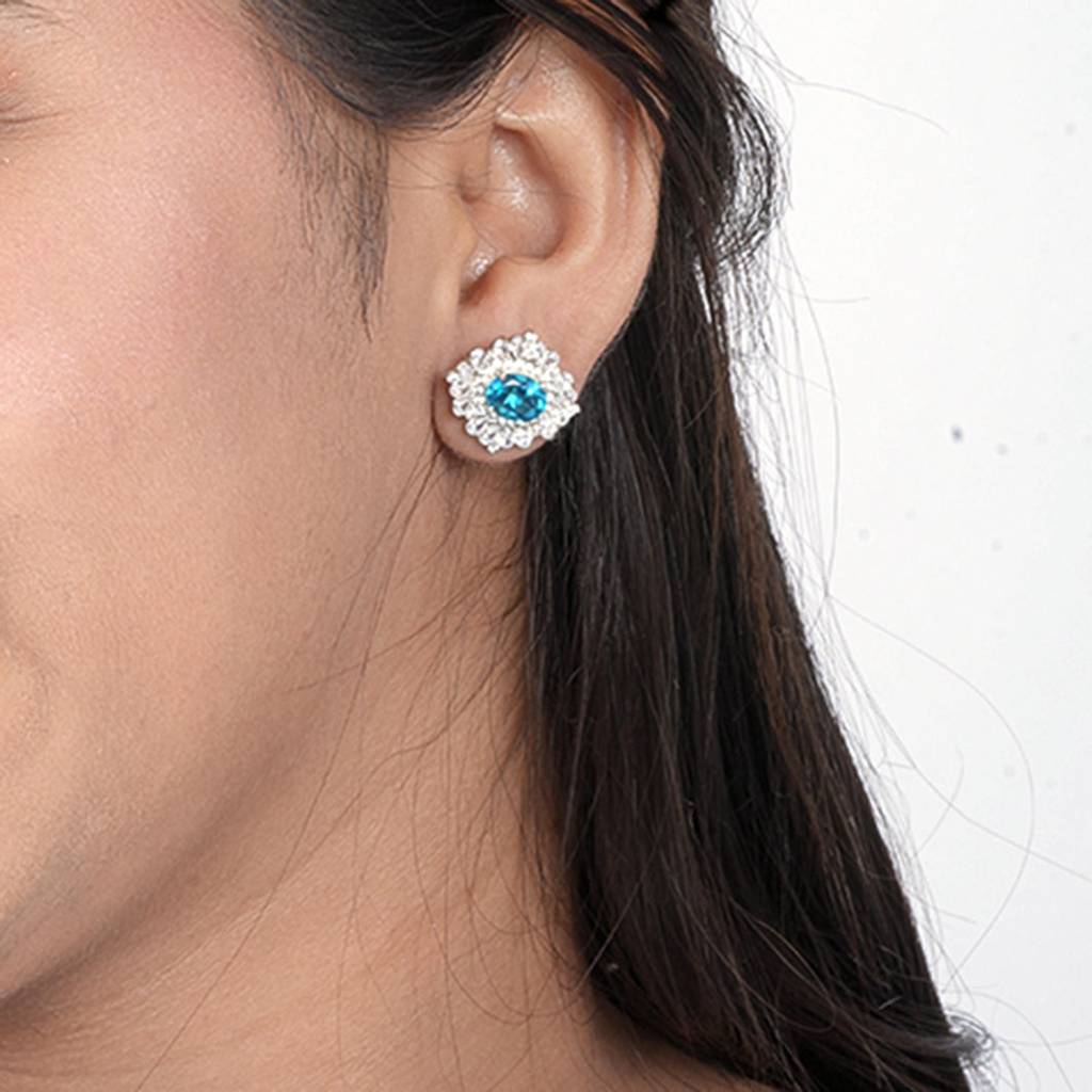 Silver Topaz Flower Stud Earrings : ZLE-1043