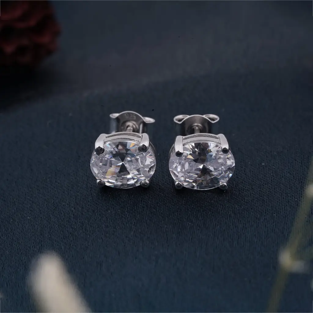 Silver Zircon Classic Stud Earrings : ZLE-1044