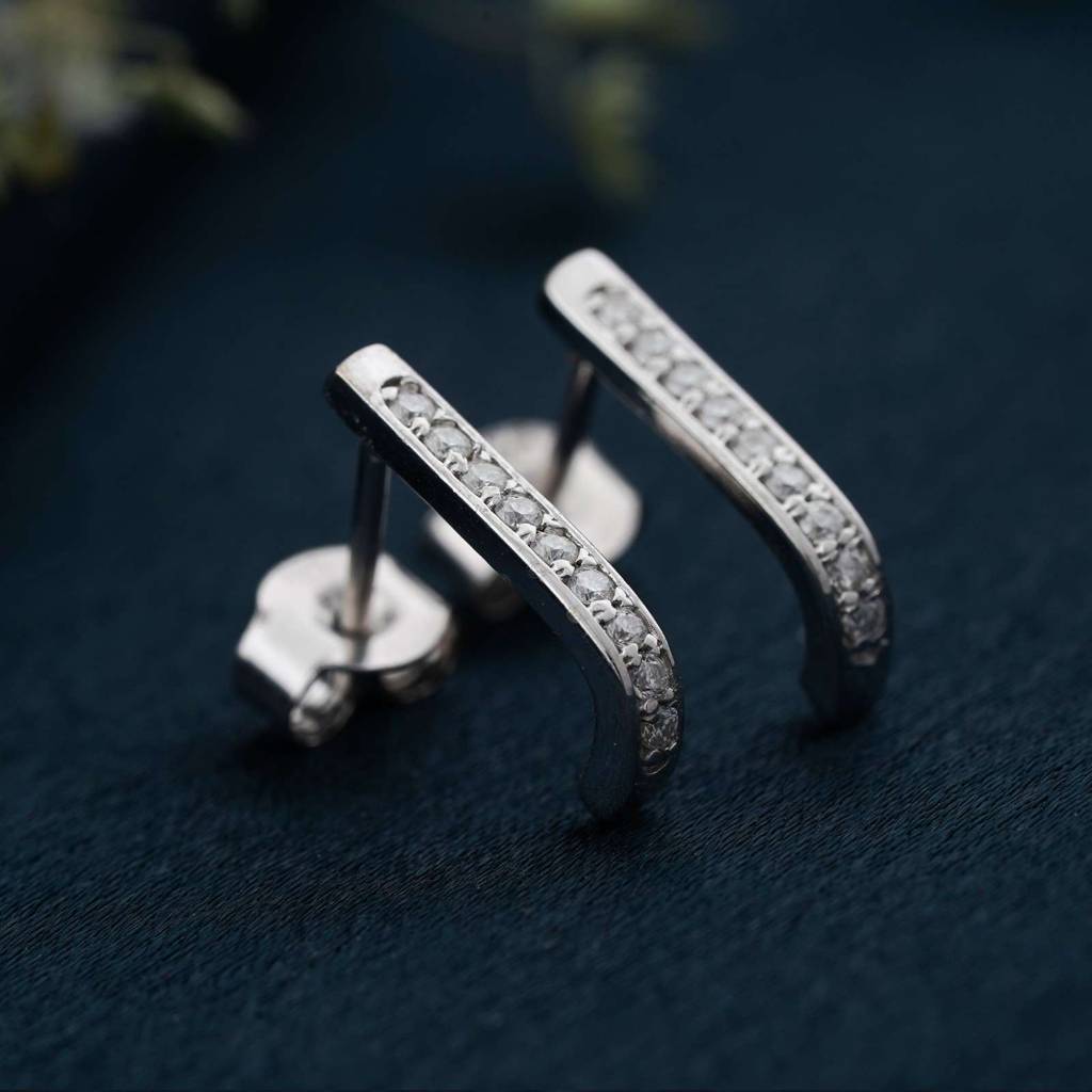 Silver Sculpted Minimalist Stud Earrings : ZLE-1079