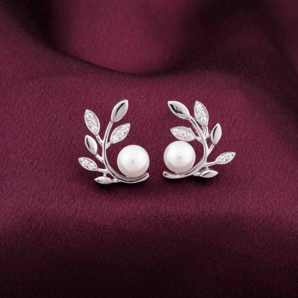 Silver Pearl Leaf Stud Earrings : ZLE-1125