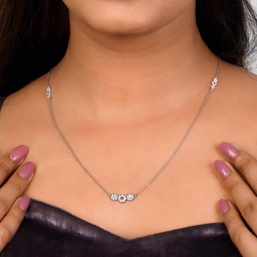 Silver Cluster Charm Necklace : ZLNKL-1042