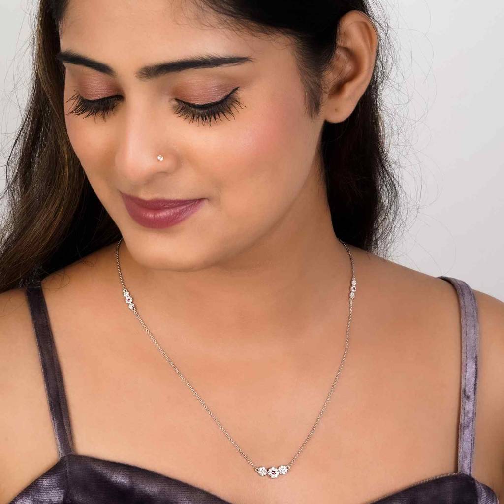 Silver Cluster Charm Necklace : ZLNKL-1042