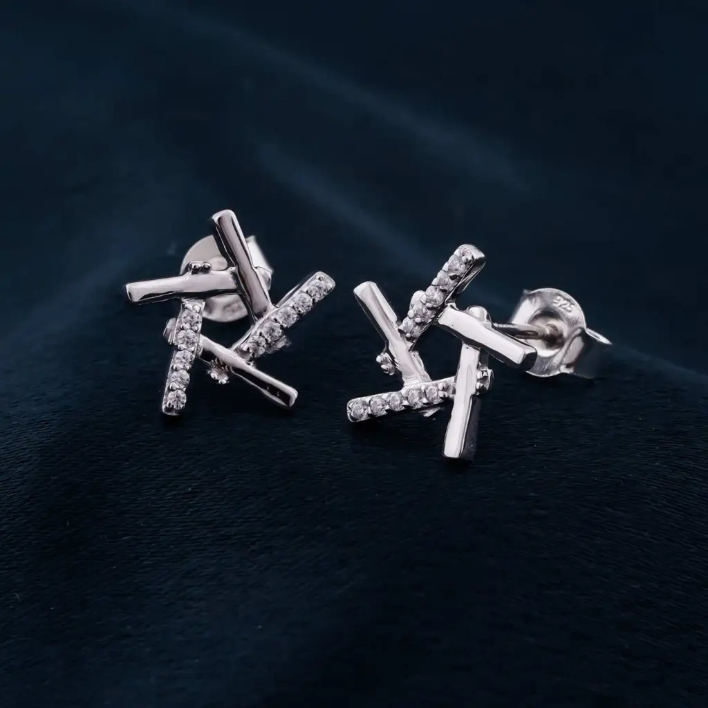 0.10Ct Moissanite Hollow Star Stud Earrings : ZLM10057