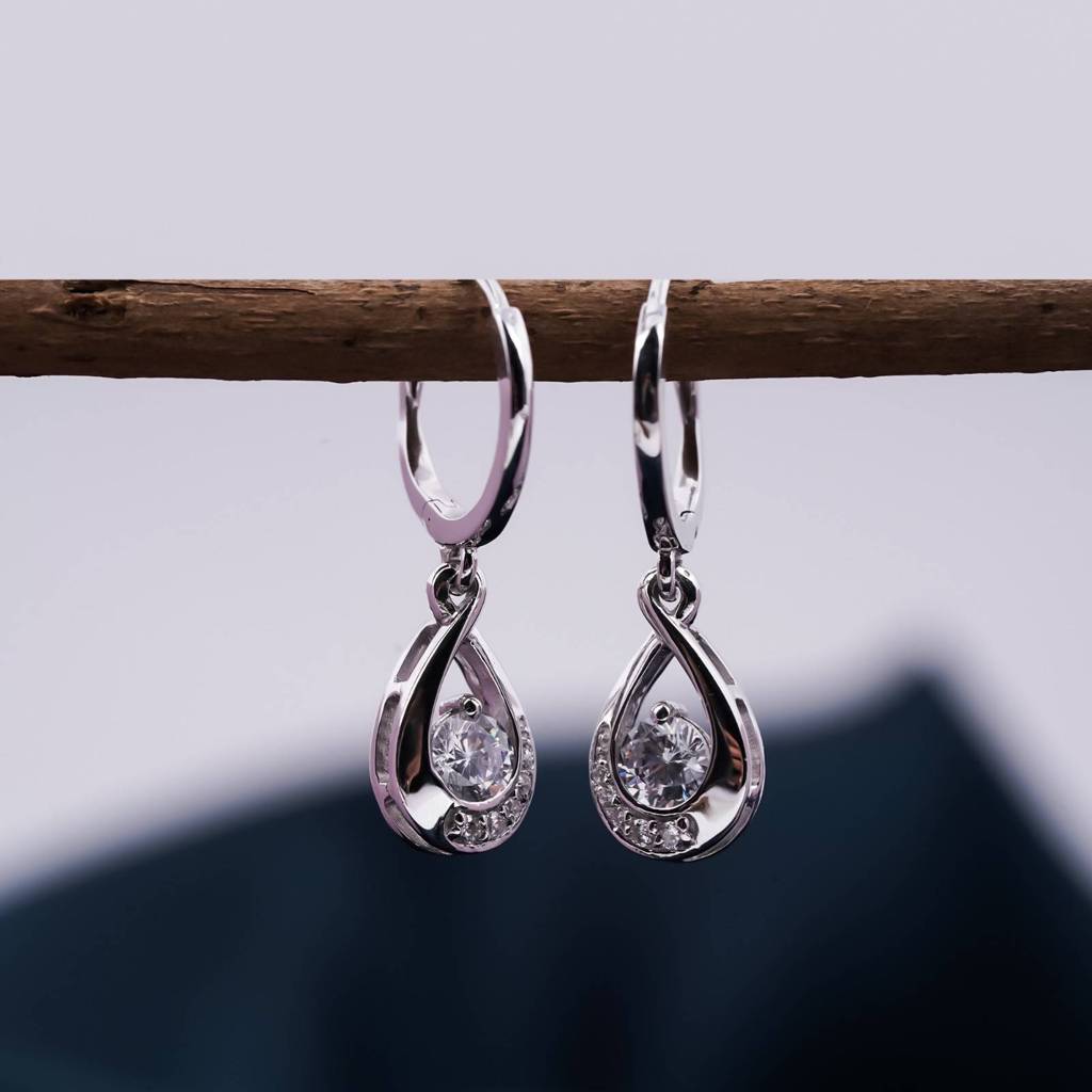 0.25Ct Moissanite Hollow Waterdrop Earrings : ZLM10059