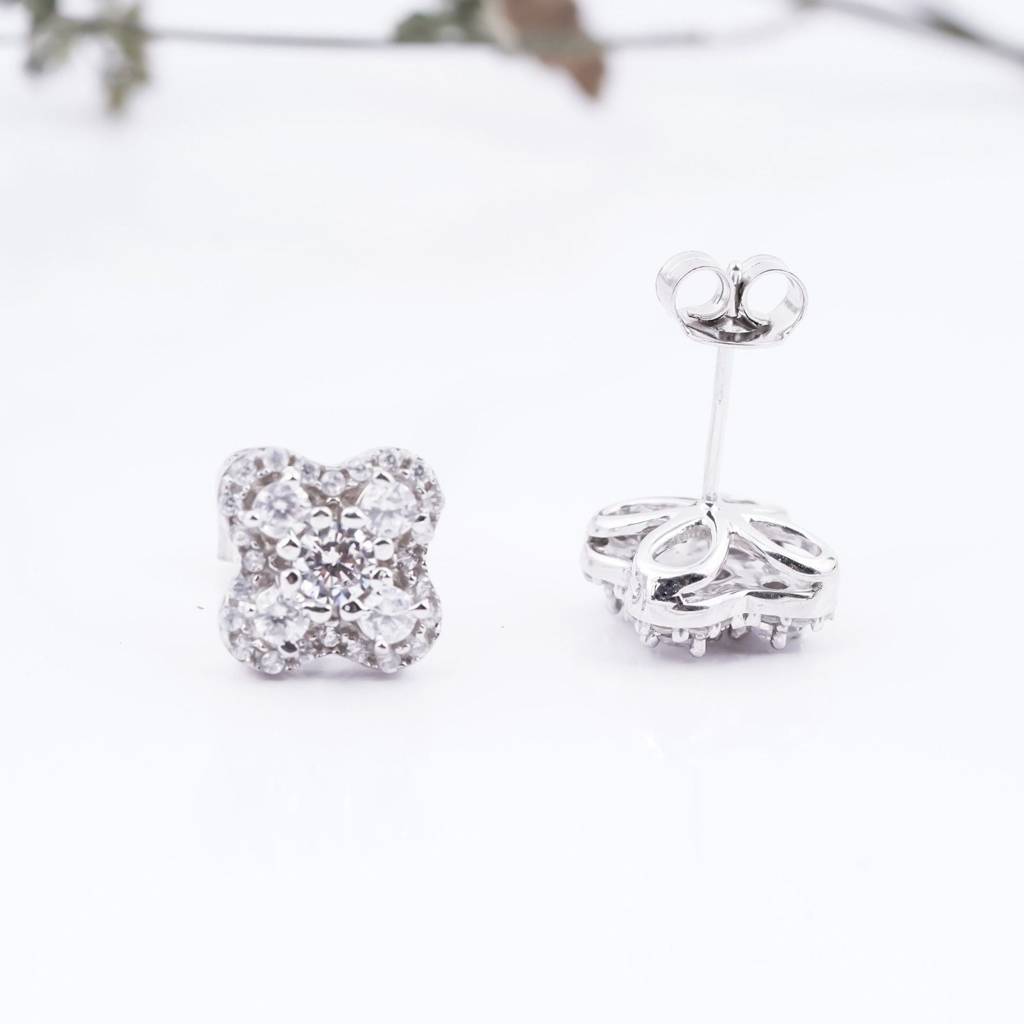 1Ct Moissanite Clover Stud Earrings : ZLM10062