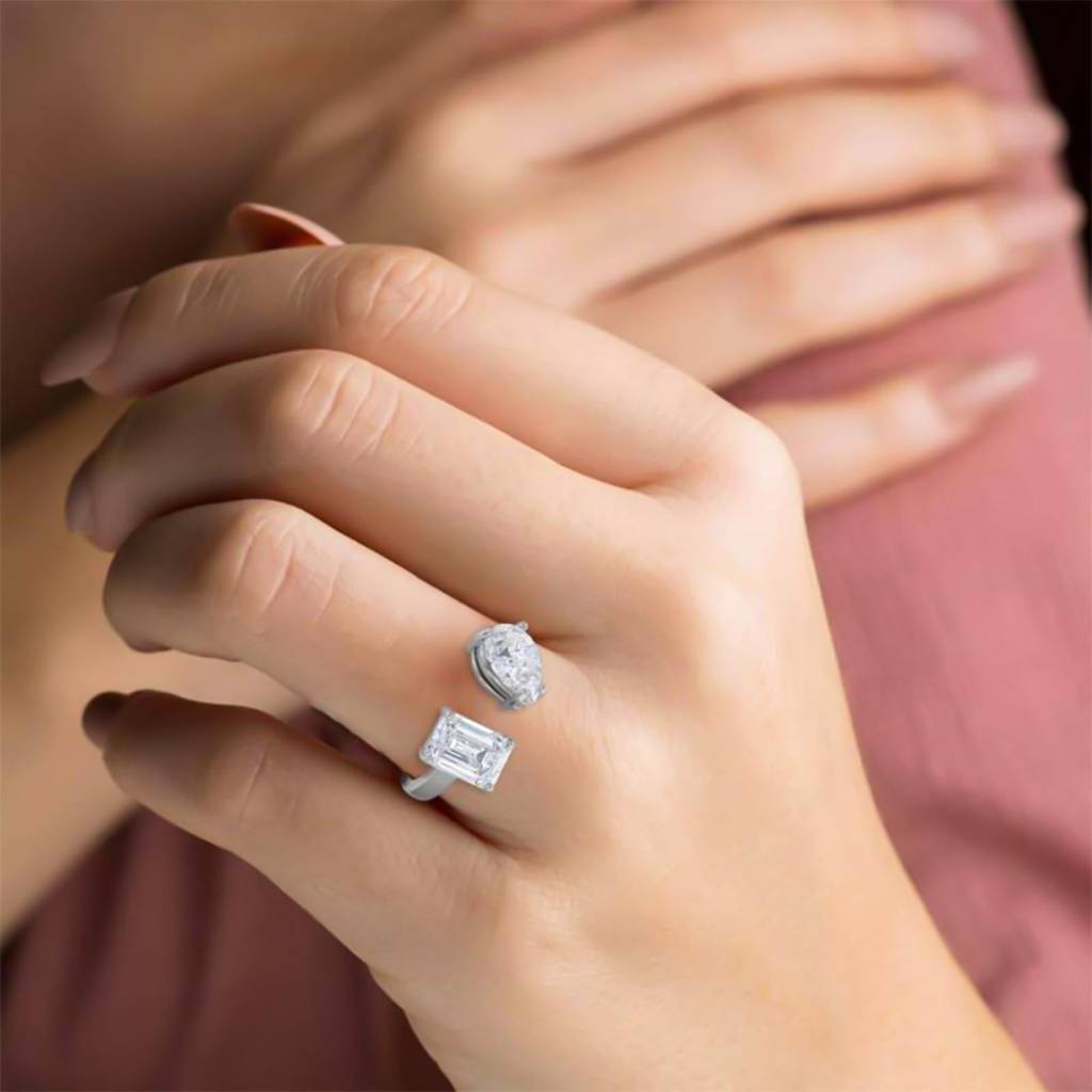 2 Carat Emerald & Pear Moissanite Bear Ring : ZLM10122_10