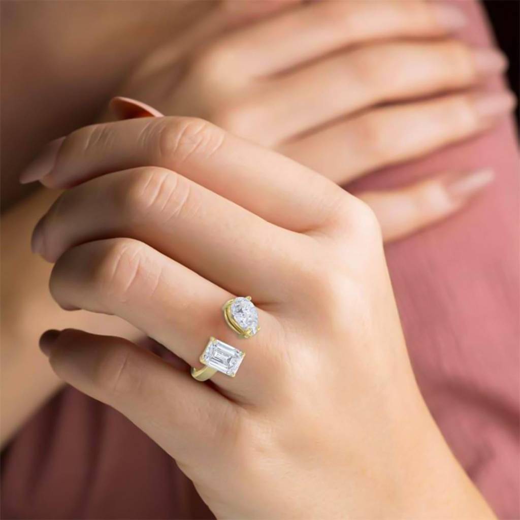 2 Carat Emerald & Pear Moissanite Bear Ring : ZLM10122_10