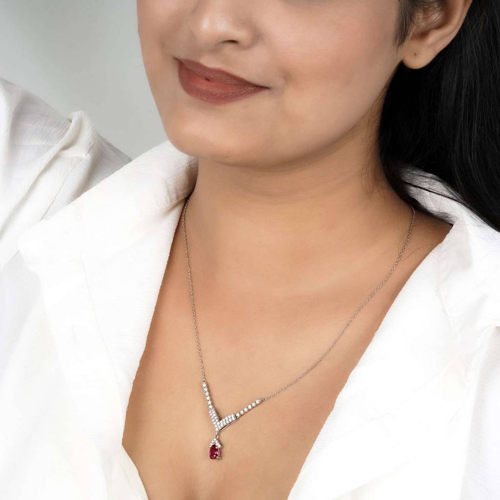 Silver Romantique Curved Drop Necklace : ZLNKL-1006