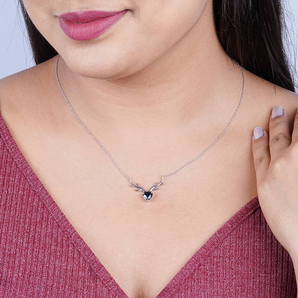 Silver Deer Theme Heart Sapphire Necklace : ZLNKL-1014