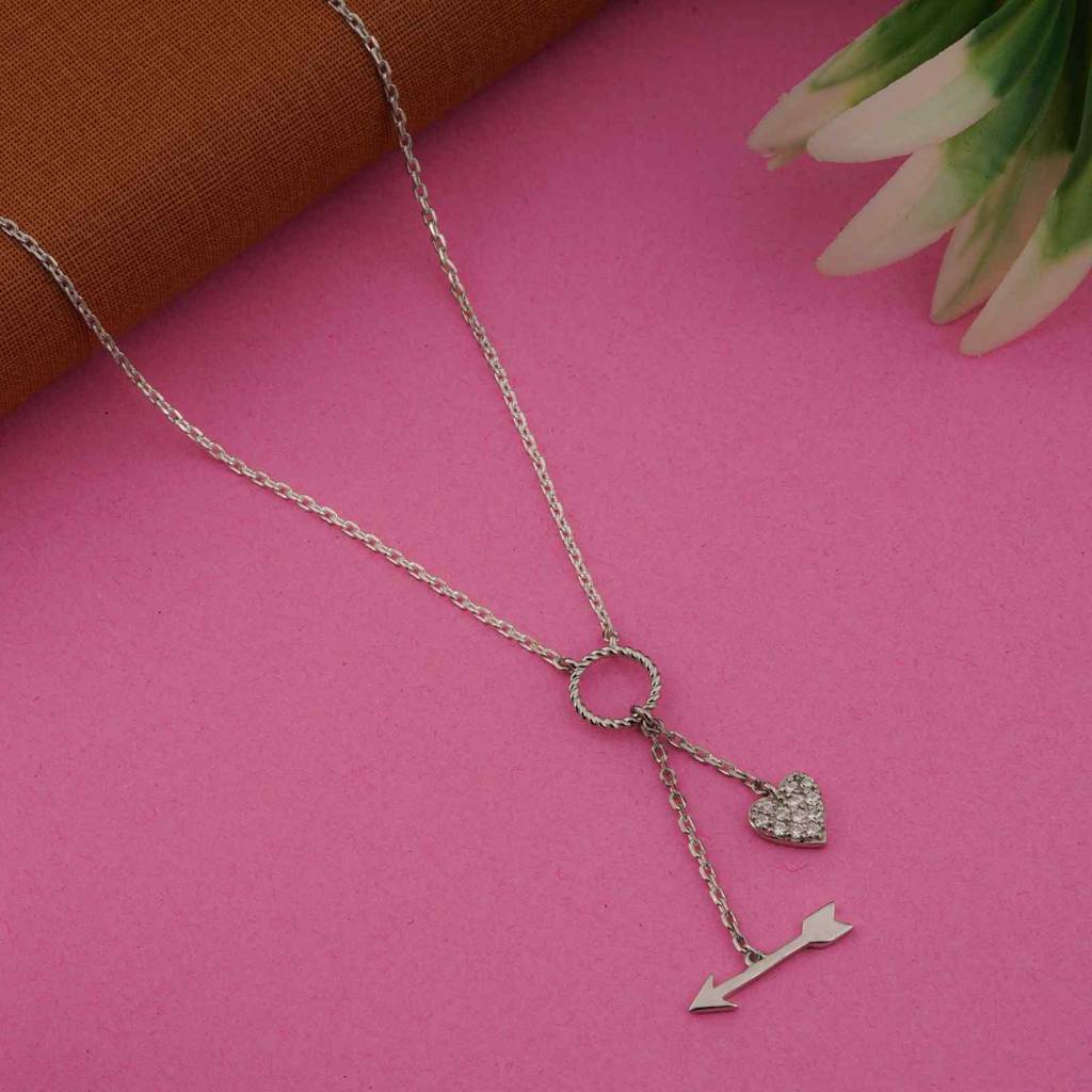 Silver Hit My Heart Arrow Necklace : ZLNKL-1047