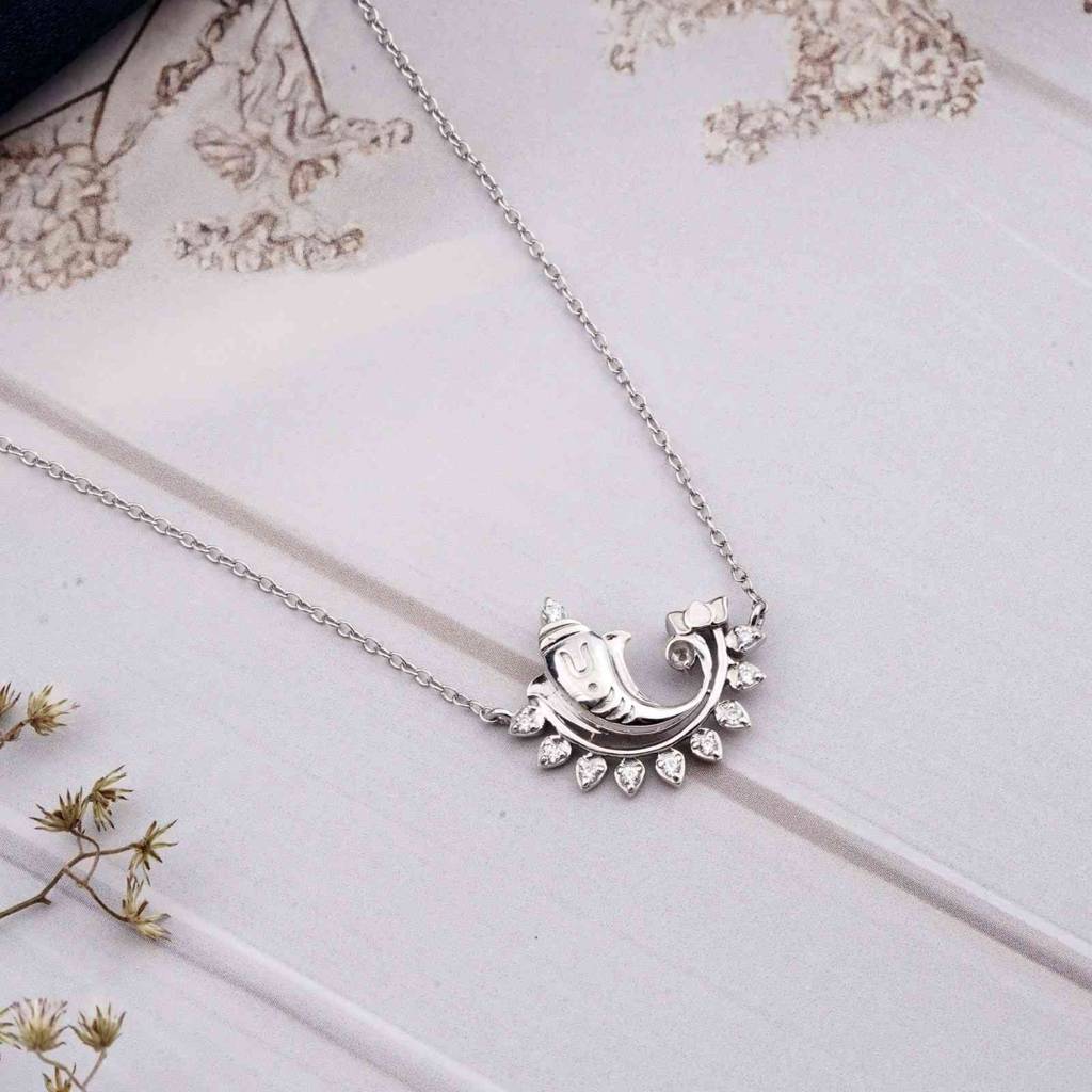 Silver Lord Ganesh Diamond Pendant : ZLP-1004