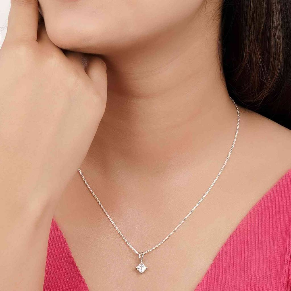 Silver Princess Classic Solitaire Pendant : ZLP-1049