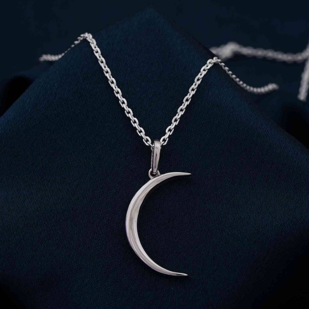 Silver Stunning Moon Pendant : ZLP-1056