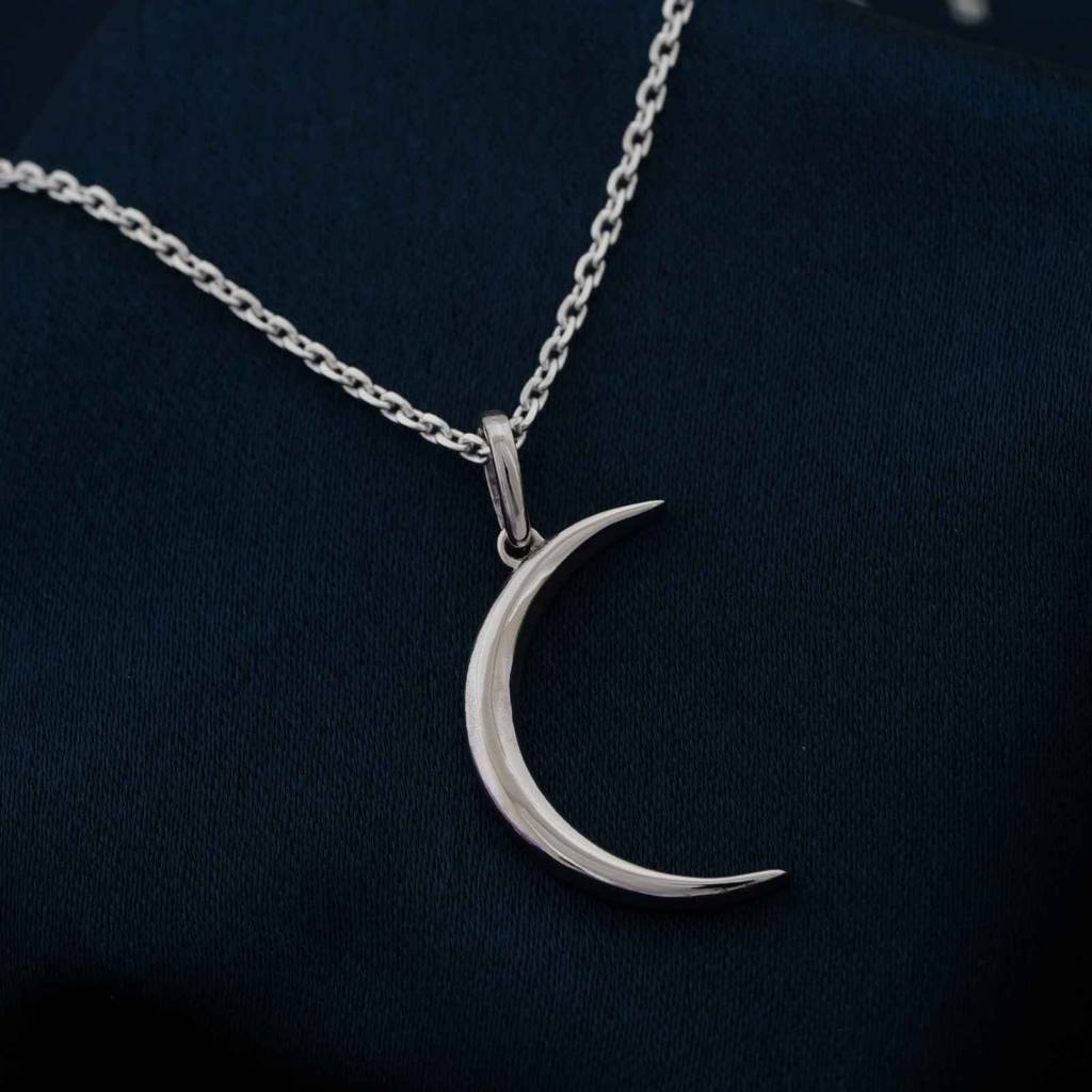 Silver Stunning Moon Pendant : ZLP-1056