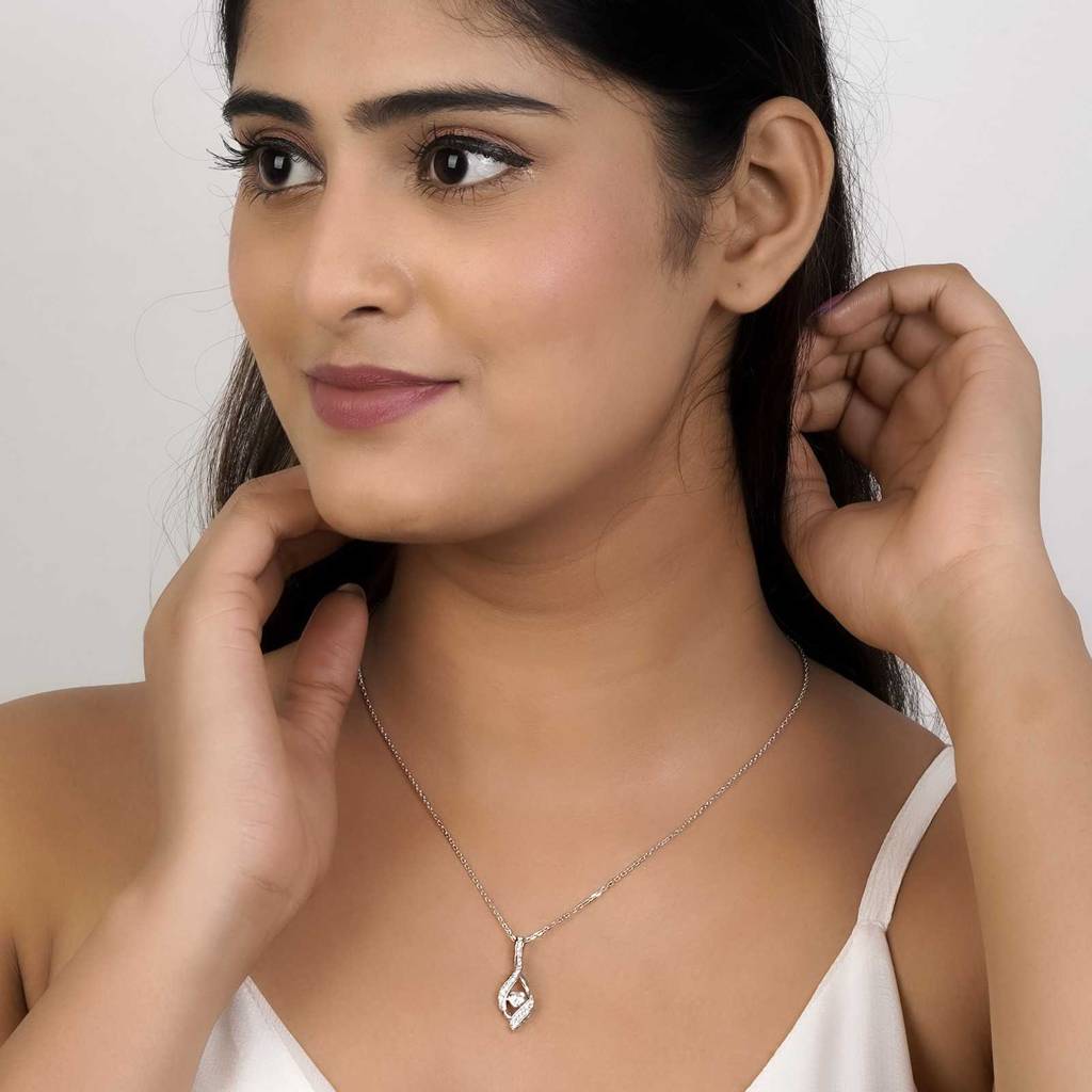 Silver Moonlight Diamond Pendant : ZLP-1083