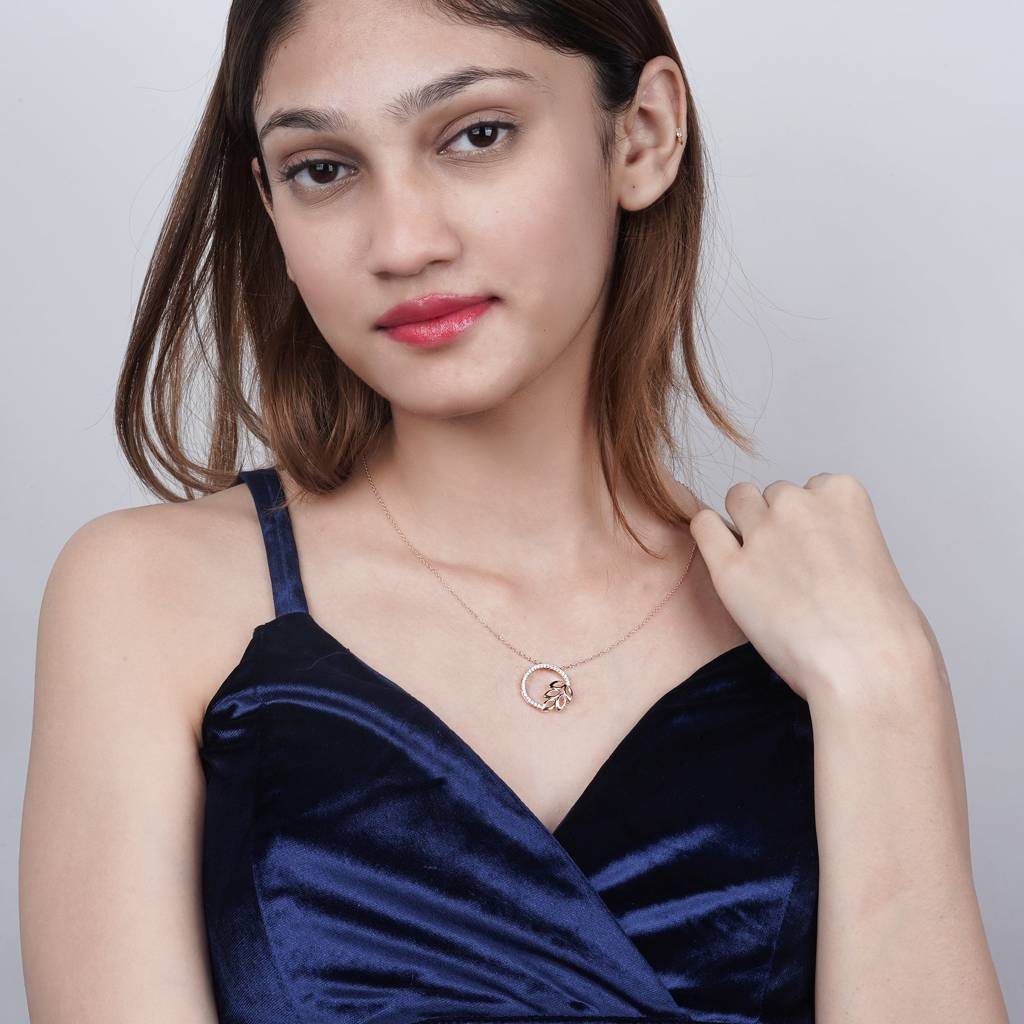 Rose Gold Diamond Vine Circle Pendant : ZLP-1069