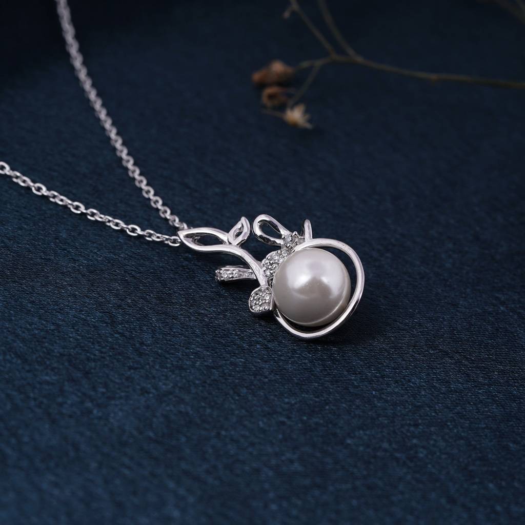 Silver Cultured Freshwater Pearl Floral Pendant : ZLP-1073