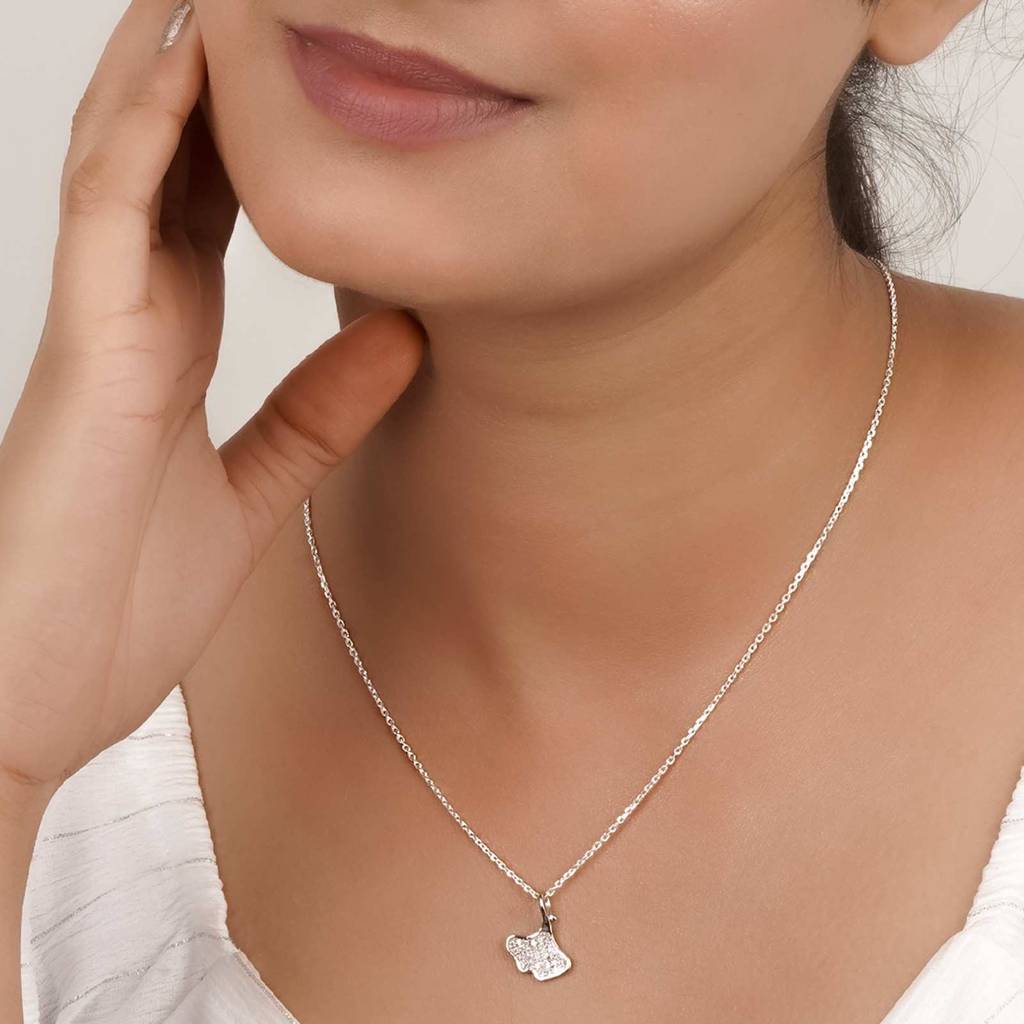 Silver Ginko Leaf Pendant With Chain : ZLP-1108