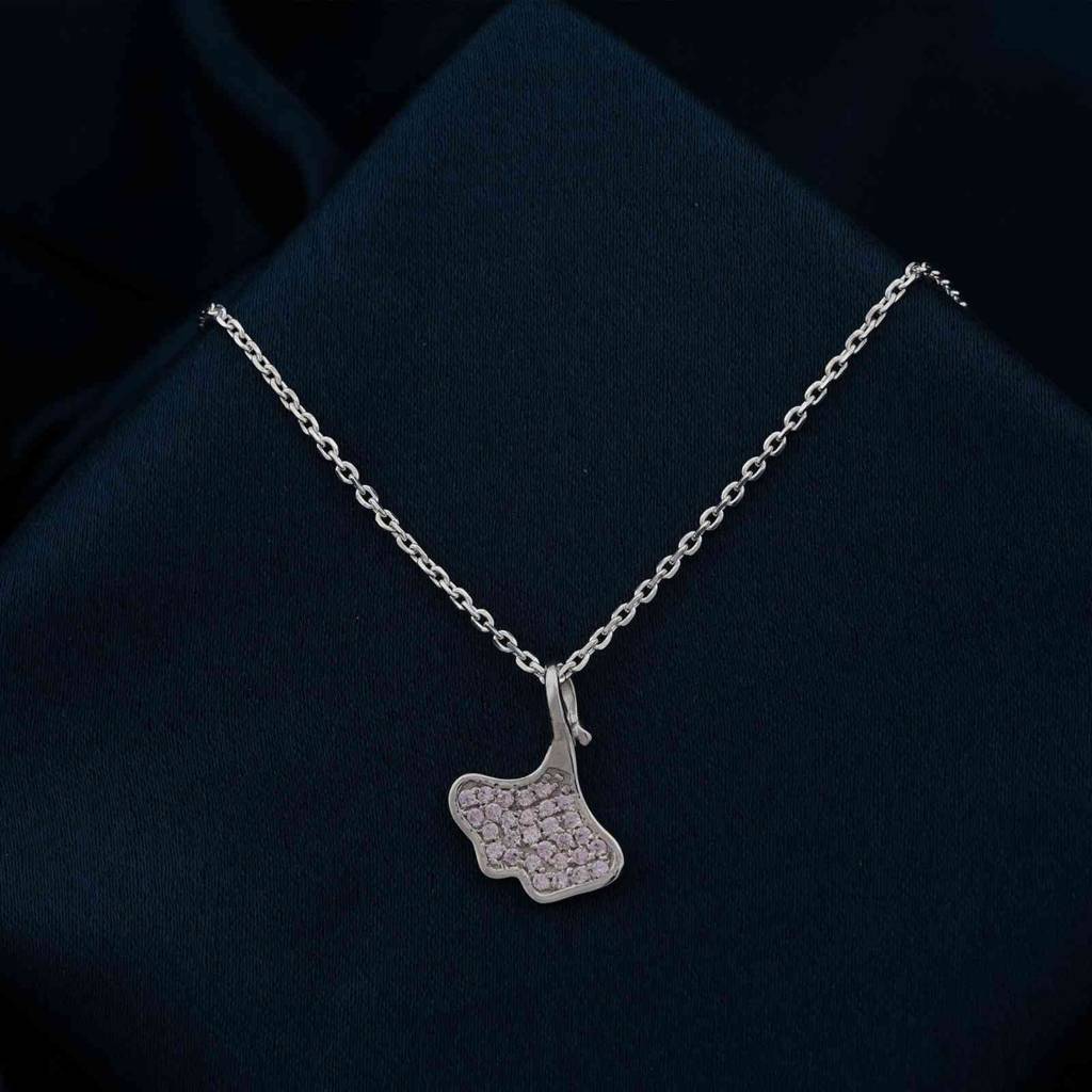 Silver Ginko Leaf Pendant With Chain : ZLP-1108