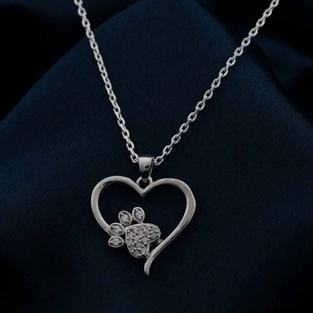 Silver Dog Paw Heart Shaped Pendant : ZLP-1113