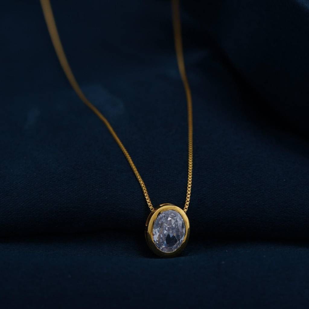 Golden Oval Classic Solitaire Bezel Pendant : ZLP-1114Y