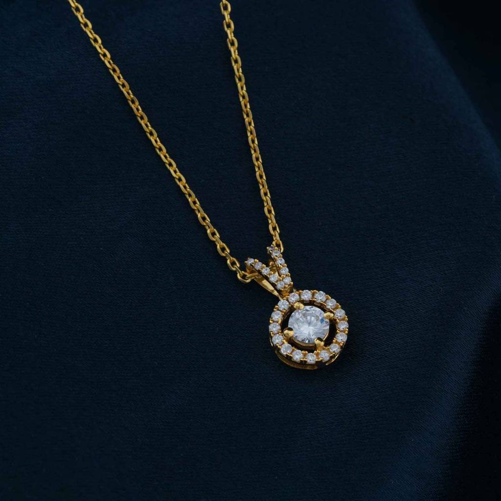 Golden Graceful Compass Pendant : ZLP-1124Y