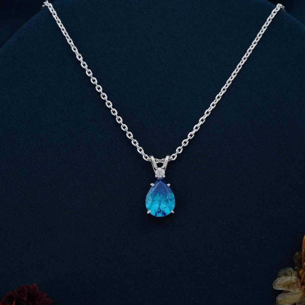 Silver Teardrop Topaz Pendant : ZLP-1131