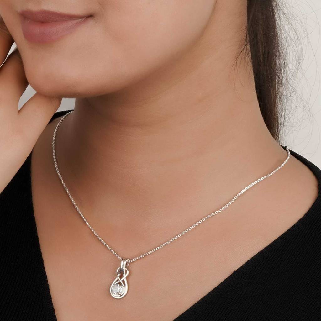 Silver Infinity Knot Pendant : ZLP-1133