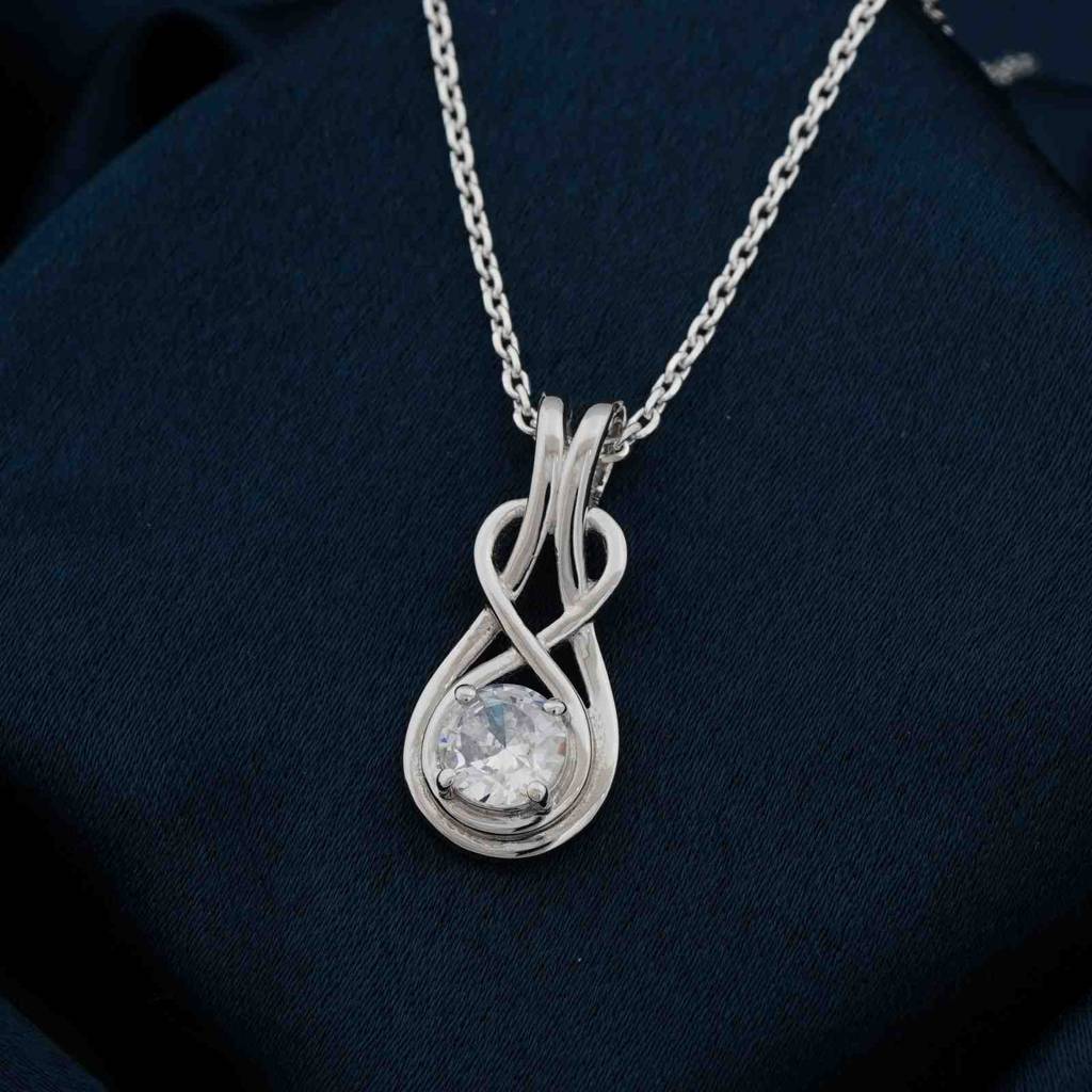 Silver Infinity Knot Pendant : ZLP-1133