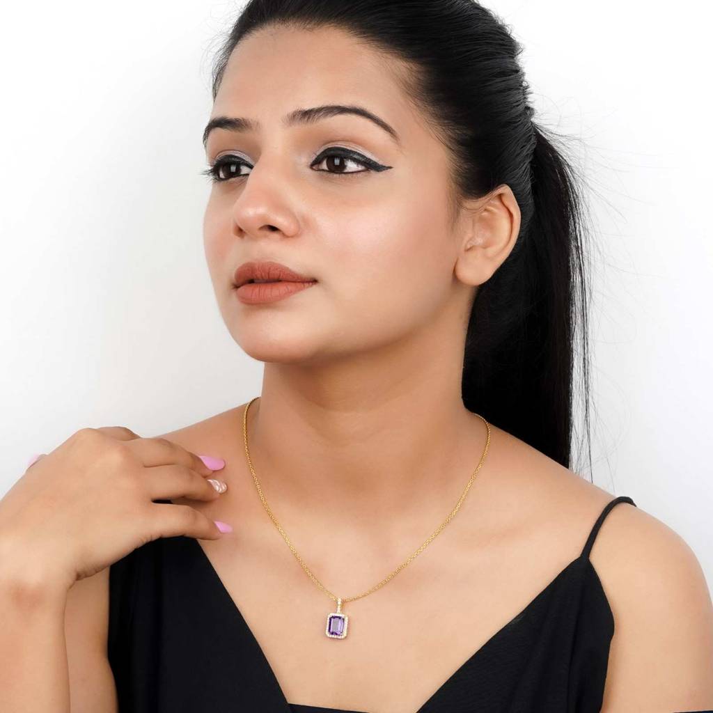 Golden Midnight Blue Sapphire Pendant : ZLP-1134Y