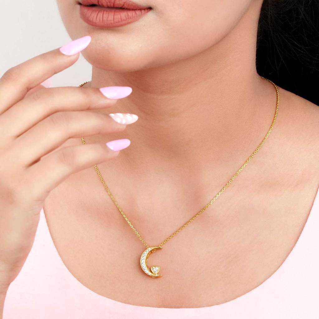 Golden Moon To Heart Necklace : ZLP-1138Y