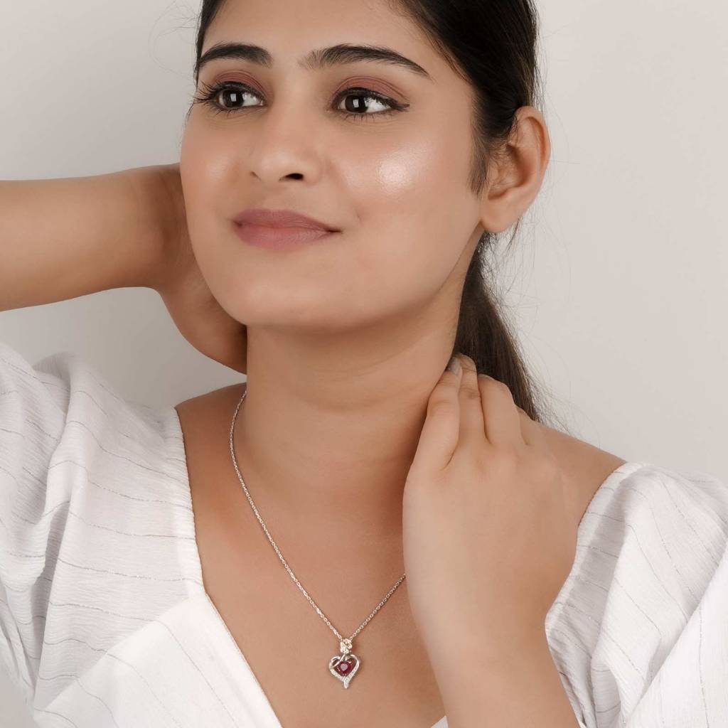 Silver Loving In Pink Pendant : ZLP-1141
