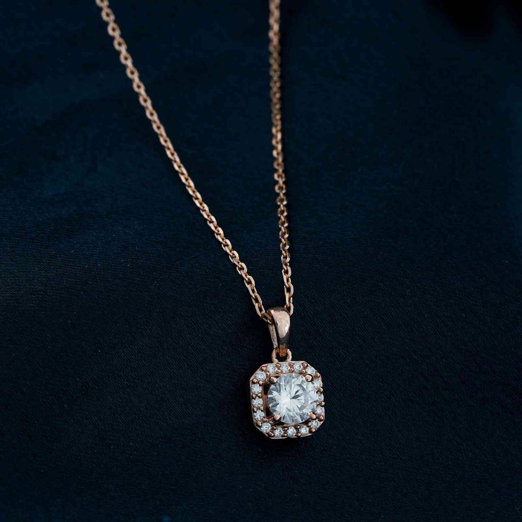 Rose Gold Halo Minimal Pendant : ZLP-1142R