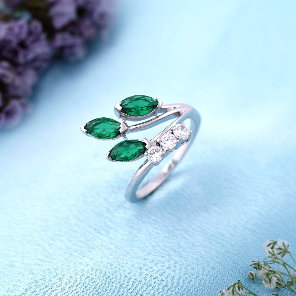 Silver Green Emerald Leaf Design Ring : ZLR-1005