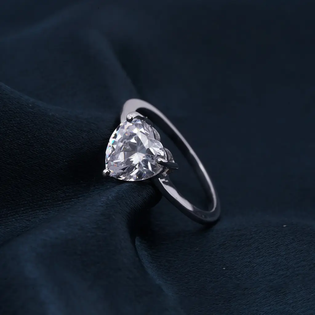 Silver Heart Solitaire Zircon Ring : ZLR-1012