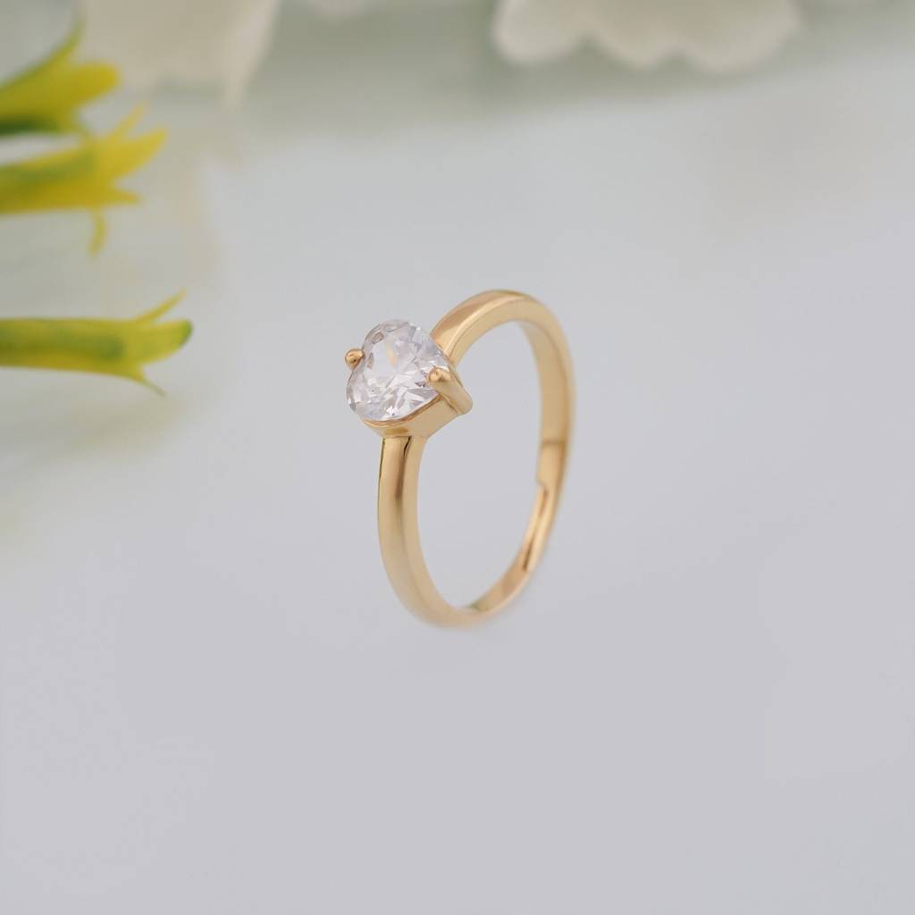 Golden Melting Heart Stunning Ring : ZLR-1055