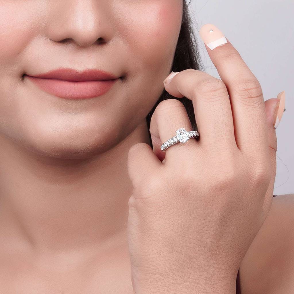 Silver Solitaire Grace Ring : ZLR-1082