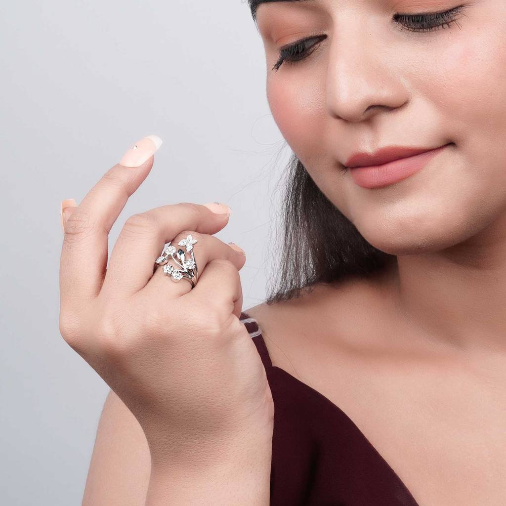Silver Butterfly Flower Ring : ZLR-1085