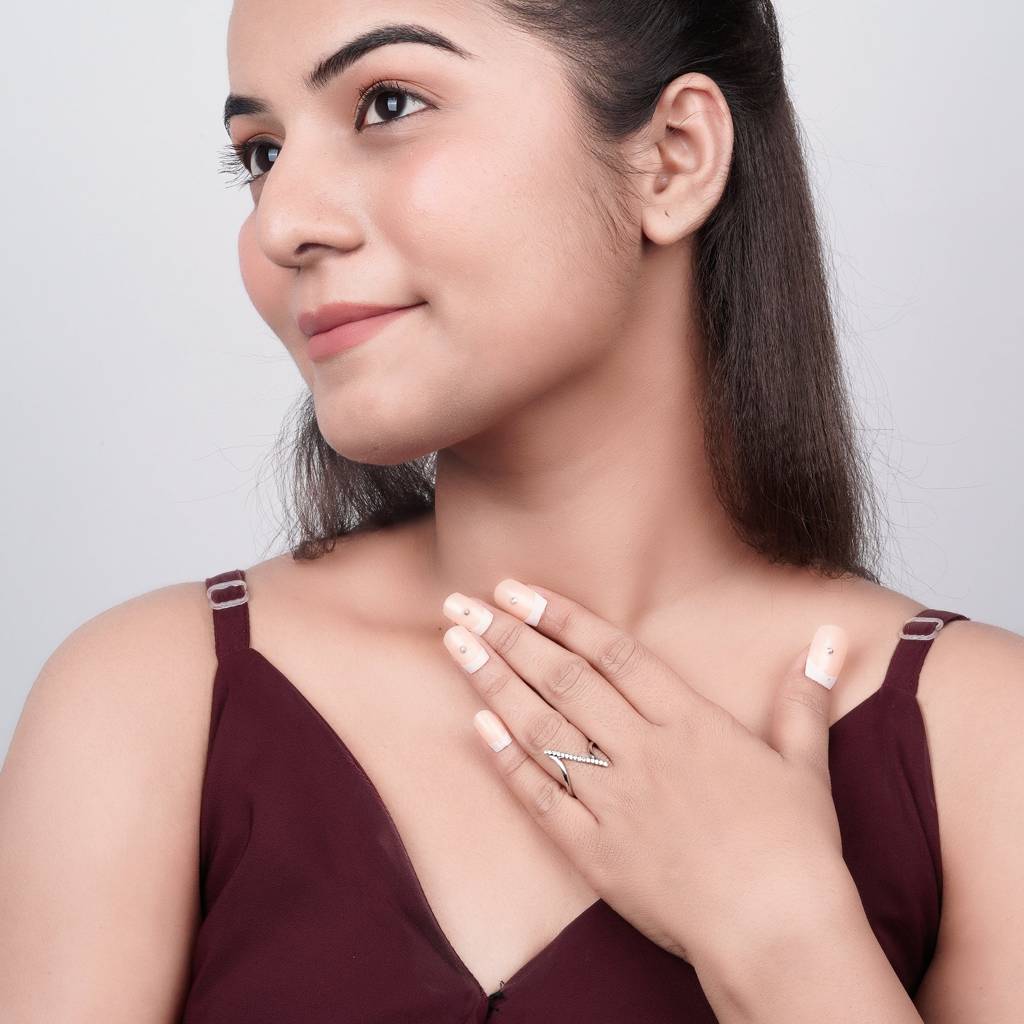 Silver Attracted To You Ring : ZLR-1091