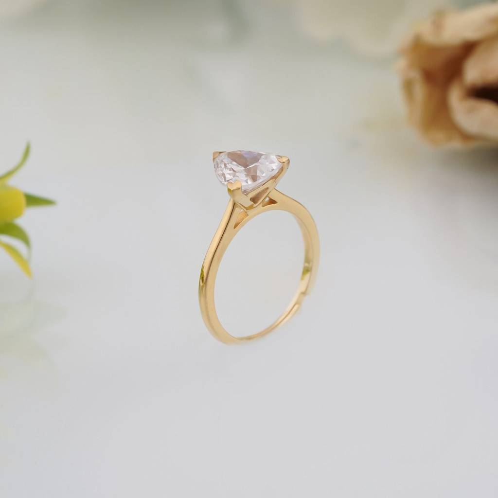 Golden Luxury Trillion Ring For Her : ZLR-1135